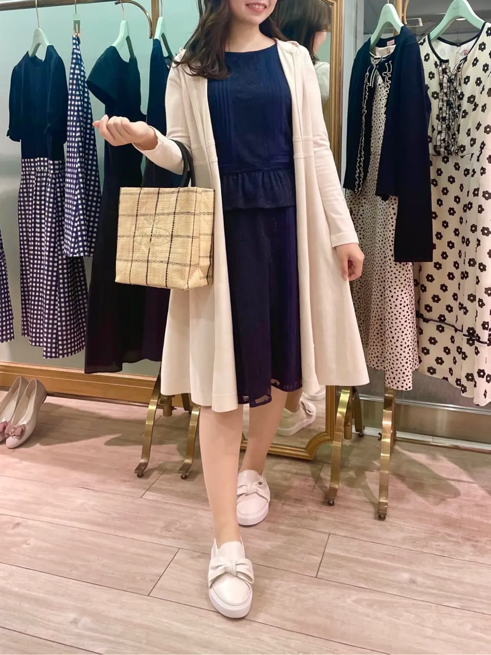 TOCCA スタッフT コーディネート画像