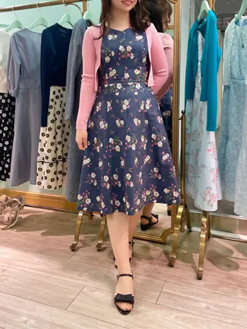 TOCCA スタッフT コーディネート画像