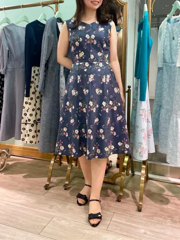 TOCCA スタッフT コーディネート画像