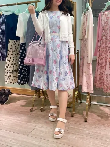 TOCCA スタッフT コーディネート画像