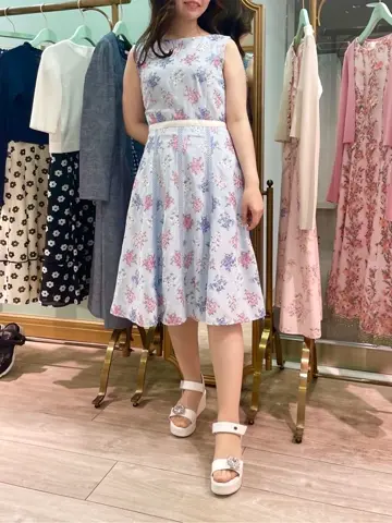 TOCCA スタッフT コーディネート画像