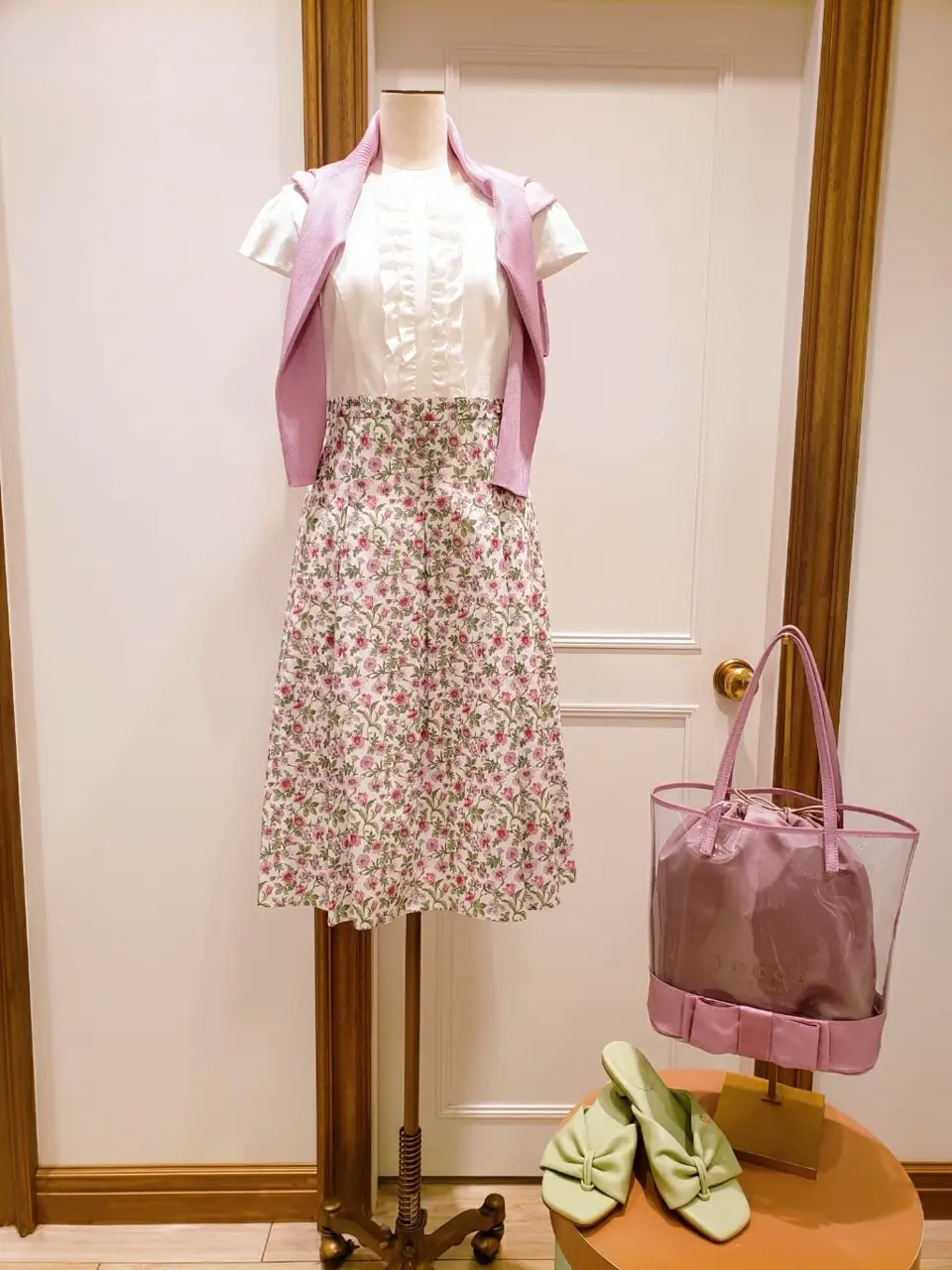  スタッフＳ コーディネート画像