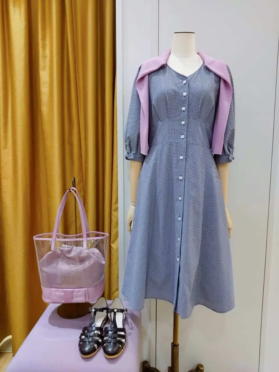 TOCCA スタッフf コーディネート画像