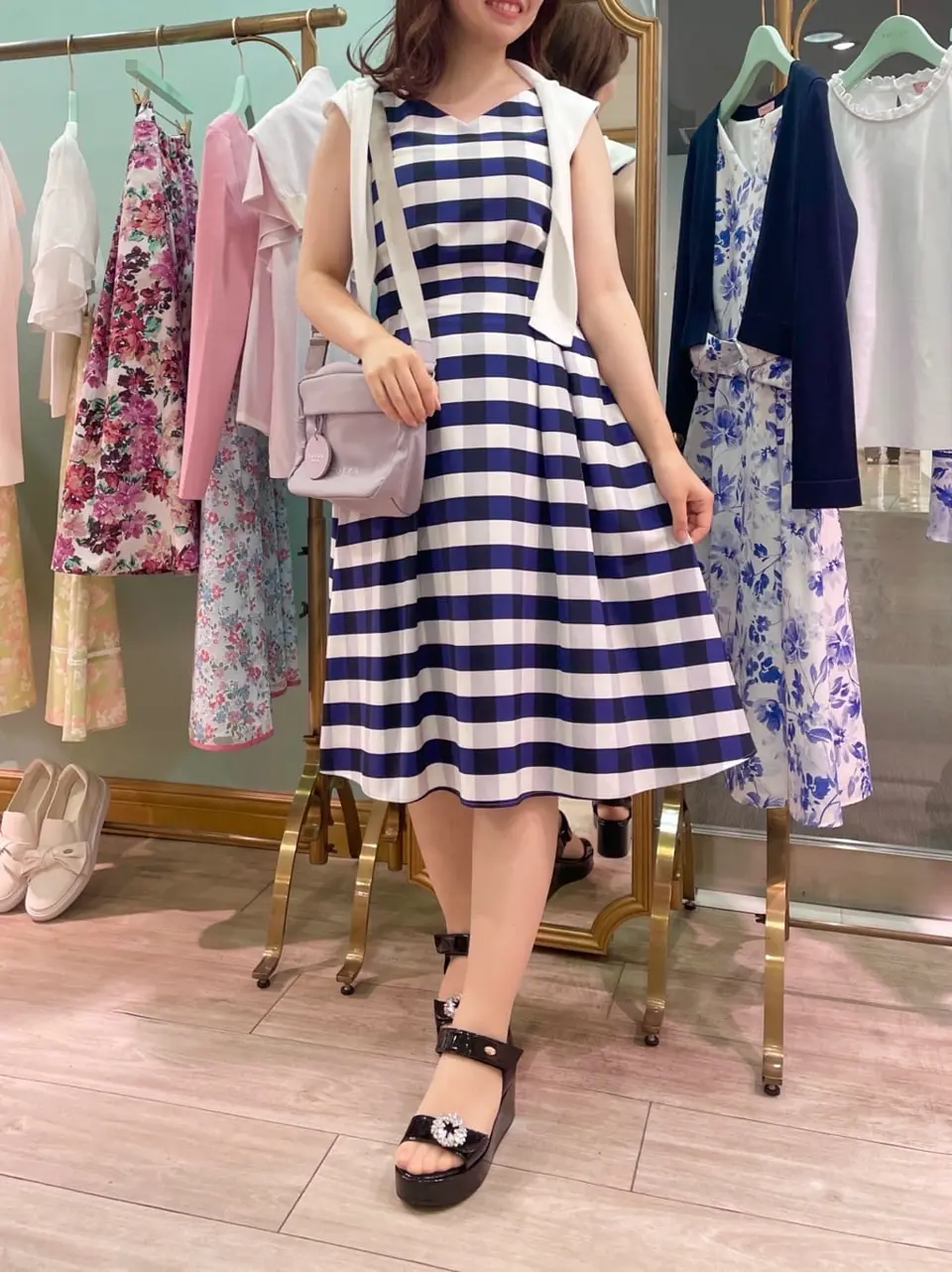 TOCCA スタッフT コーディネート画像