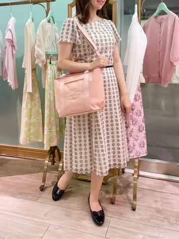 TOCCA スタッフT コーディネート画像