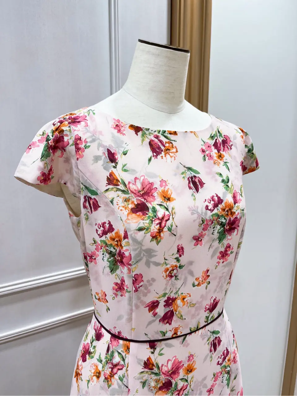 TOCCA スタッフT コーディネート画像