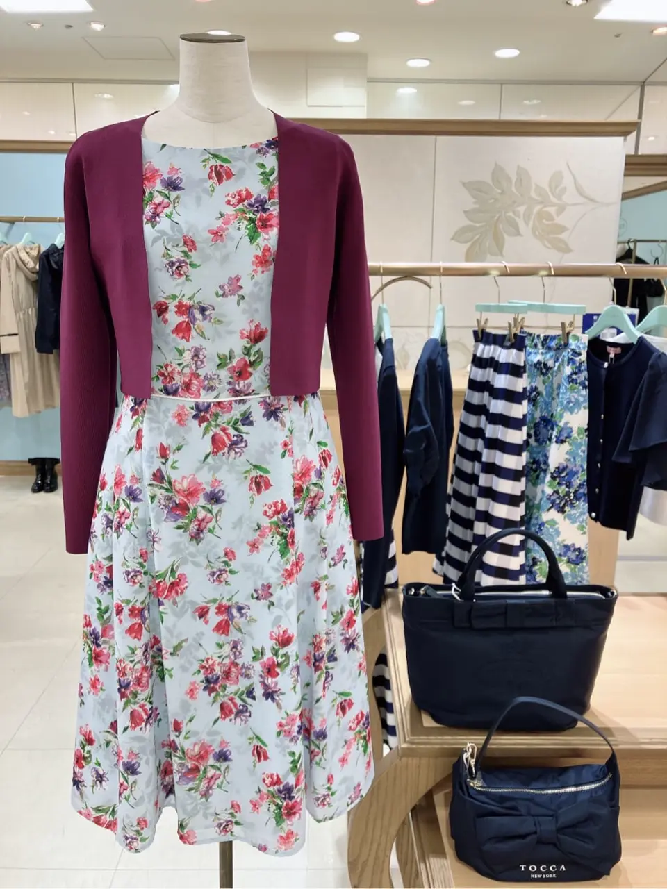  𝓕 コーディネート画像