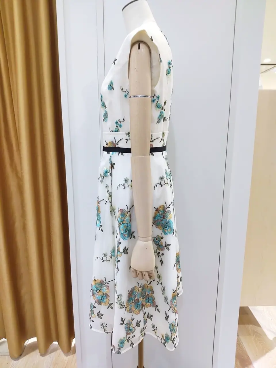 TOCCA スタッフf コーディネート画像