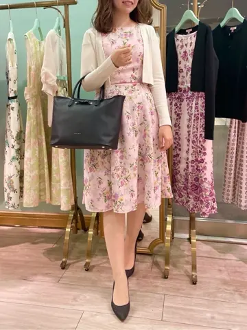 TOCCA スタッフT コーディネート画像