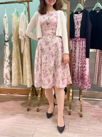 TOCCA スタッフT コーディネート画像