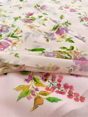 TOCCA スタッフT コーディネート画像