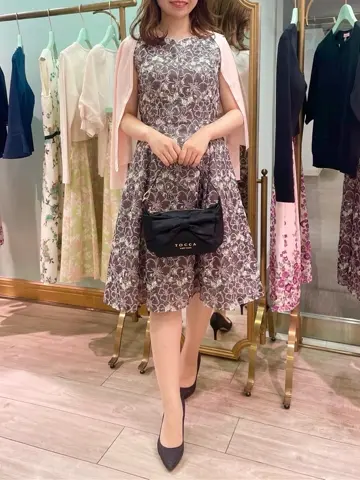 TOCCA スタッフT コーディネート画像