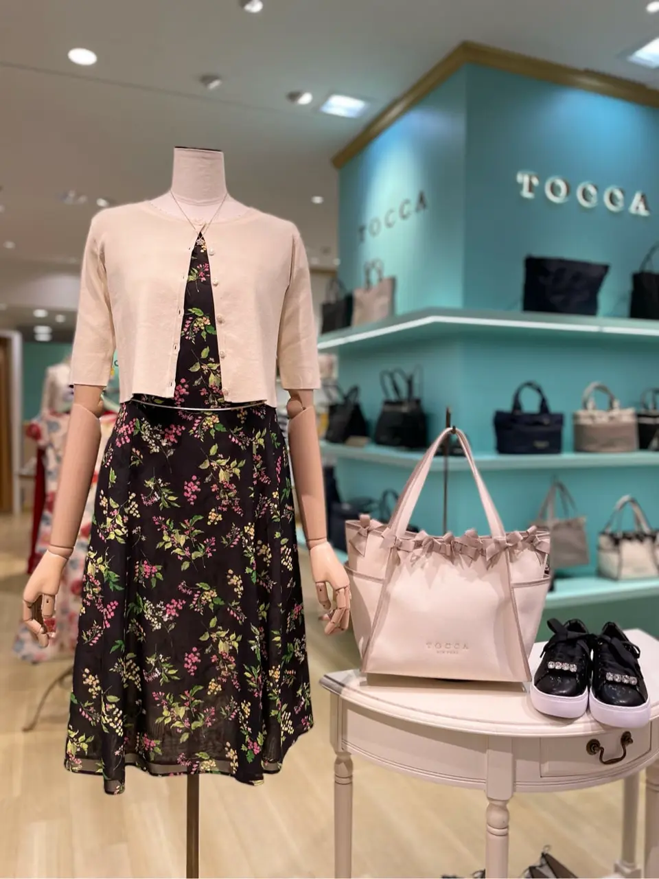 TOCCA スタッフB コーディネート画像