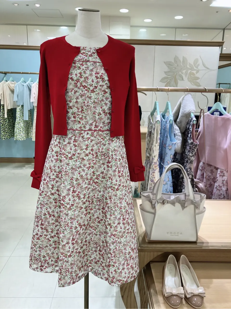  𝓕 コーディネート画像