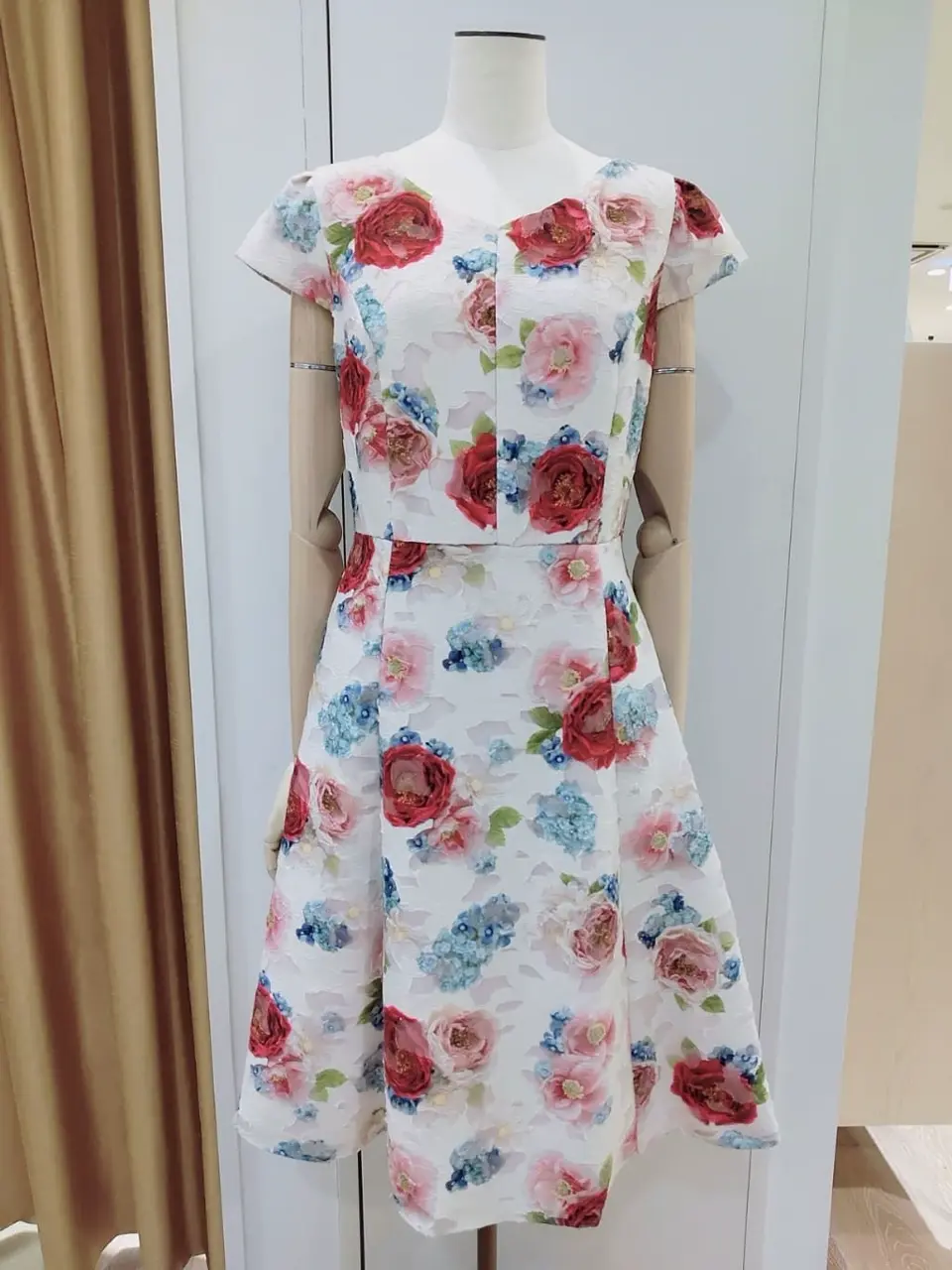 TOCCA スタッフf コーディネート画像