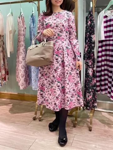 TOCCA スタッフT コーディネート画像