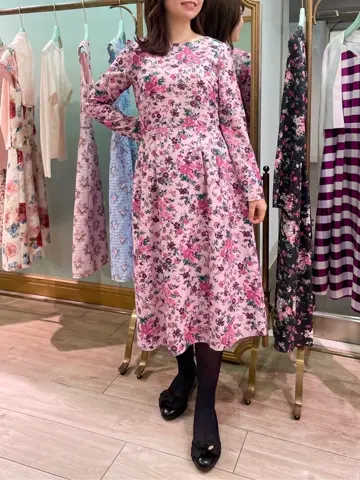 TOCCA スタッフT コーディネート画像