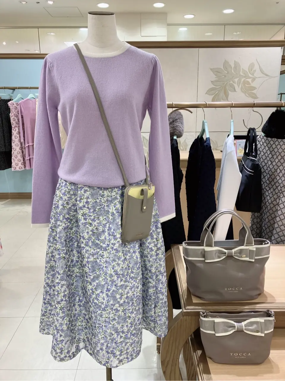  𝓕 コーディネート画像