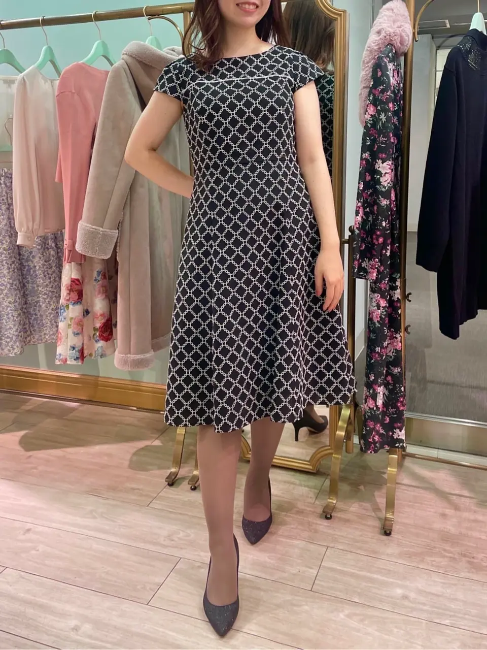 TOCCA スタッフT コーディネート画像