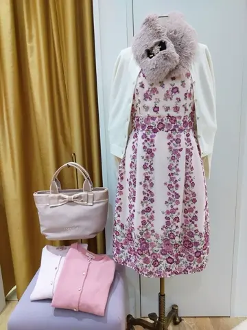 TOCCA スタッフf コーディネート画像