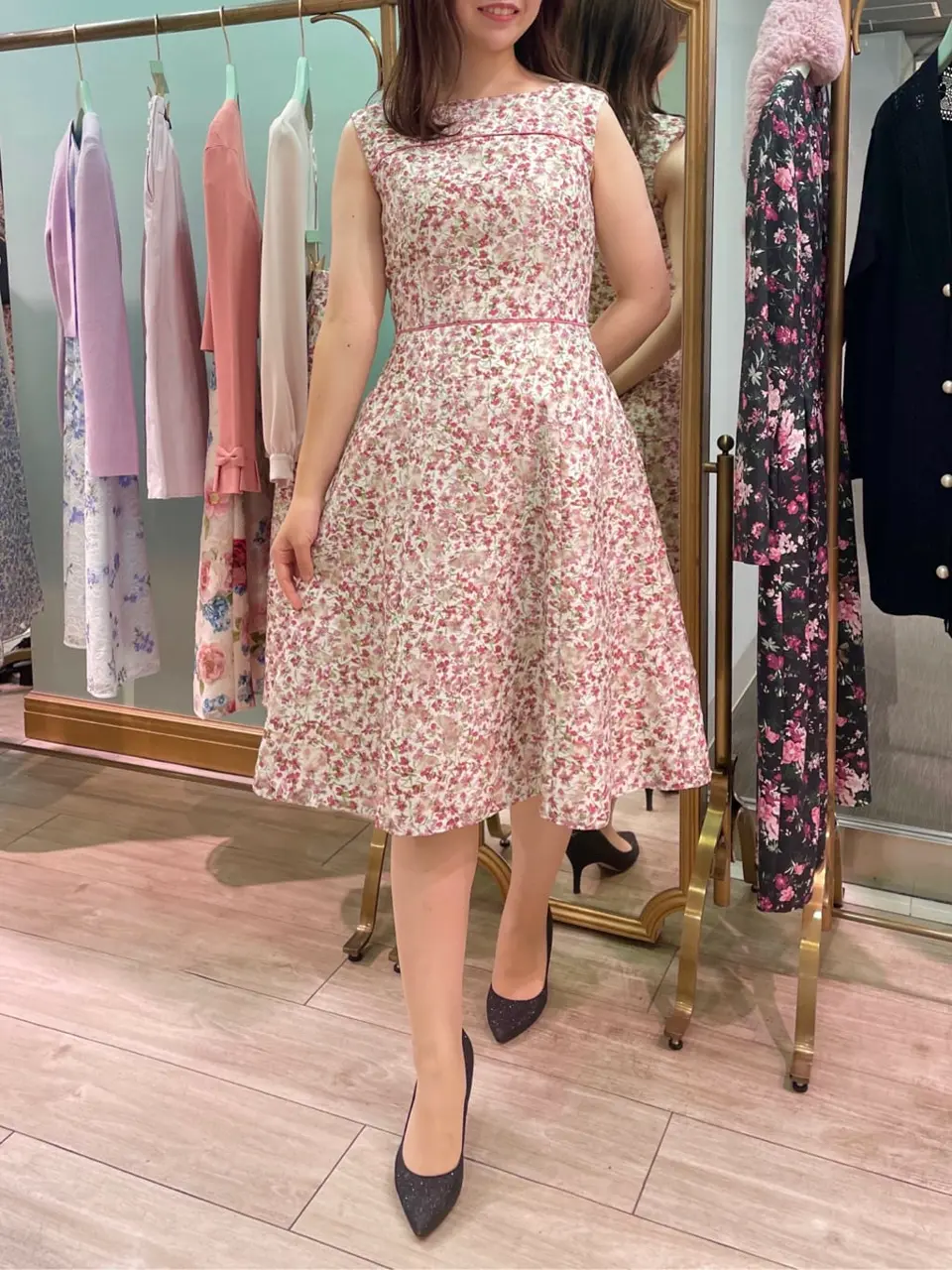 TOCCA スタッフT コーディネート画像