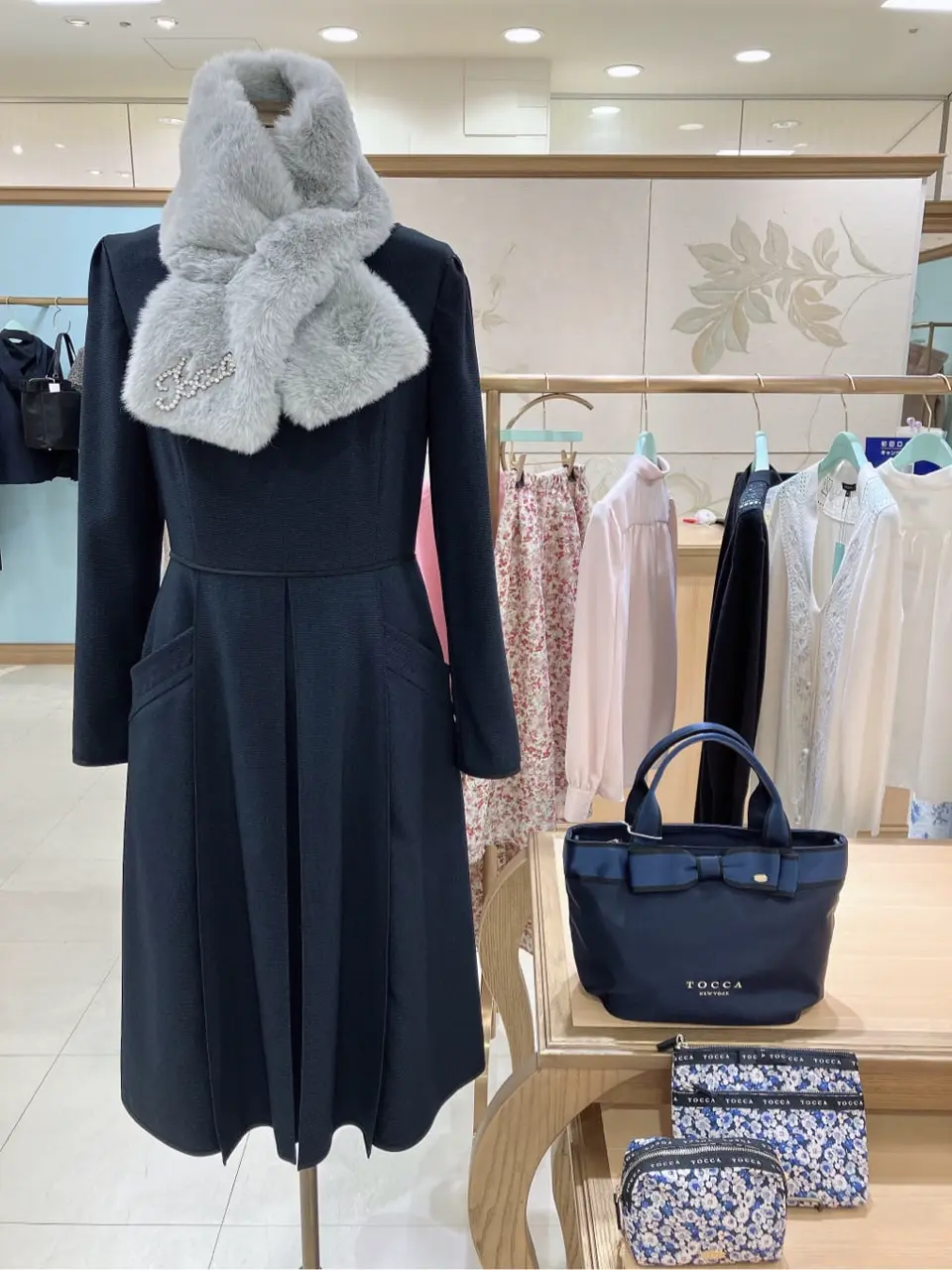  𝓕 コーディネート画像