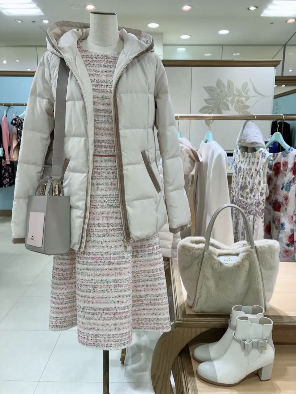  𝓕 コーディネート画像