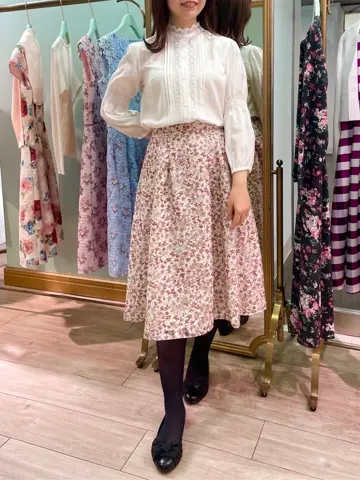 TOCCA スタッフT コーディネート画像