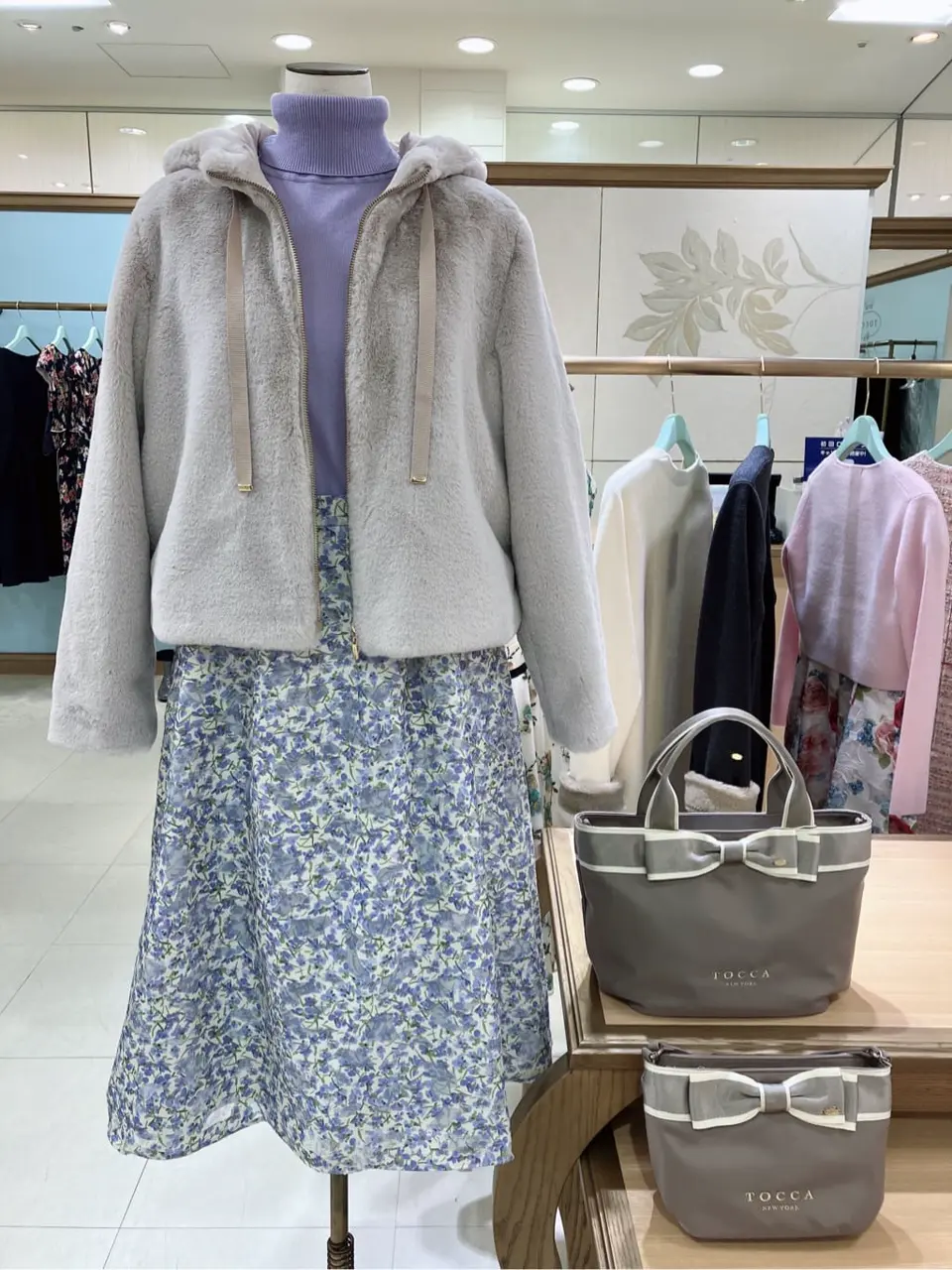  𝓕 コーディネート画像