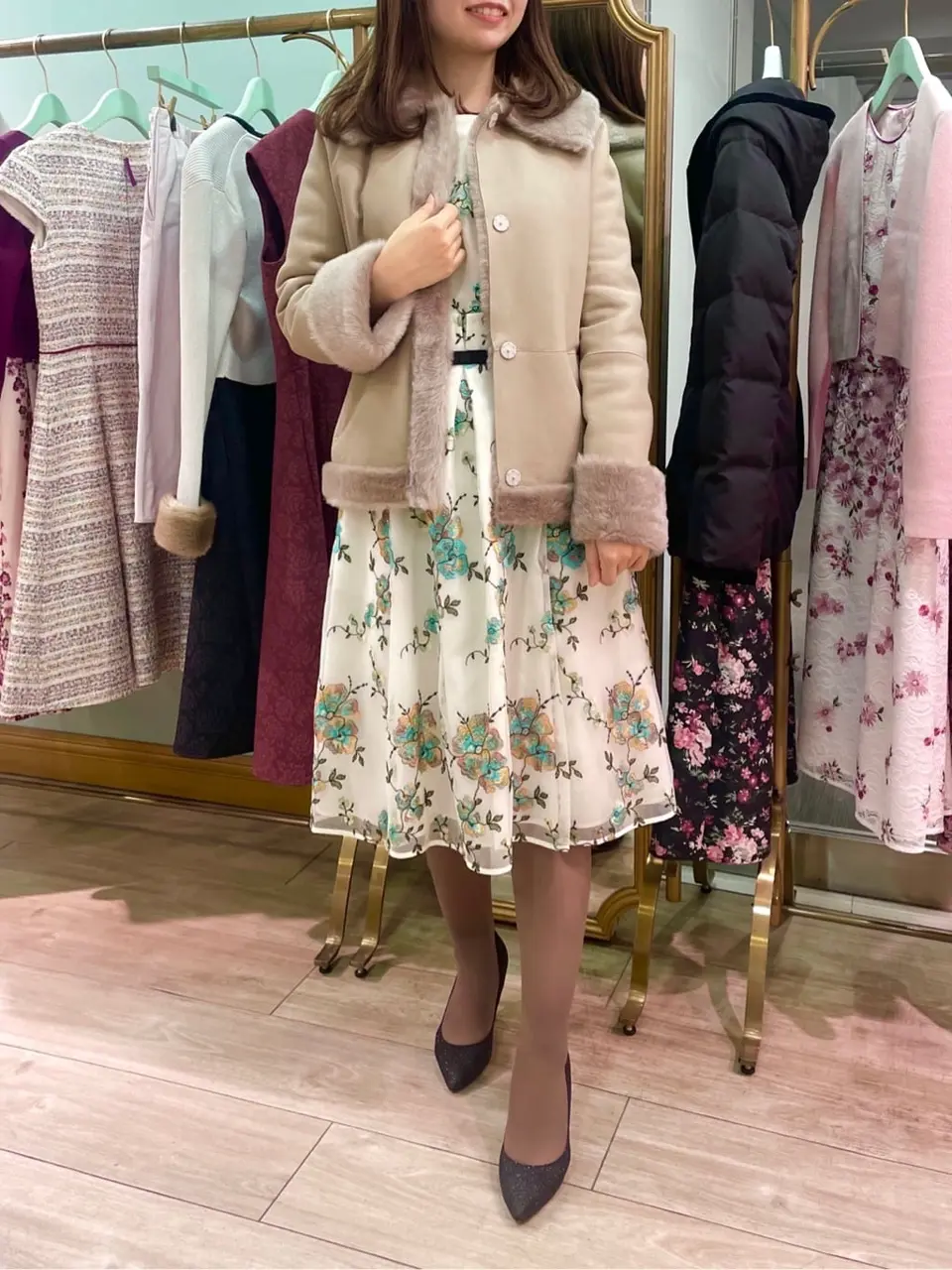  スタッフT コーディネート画像