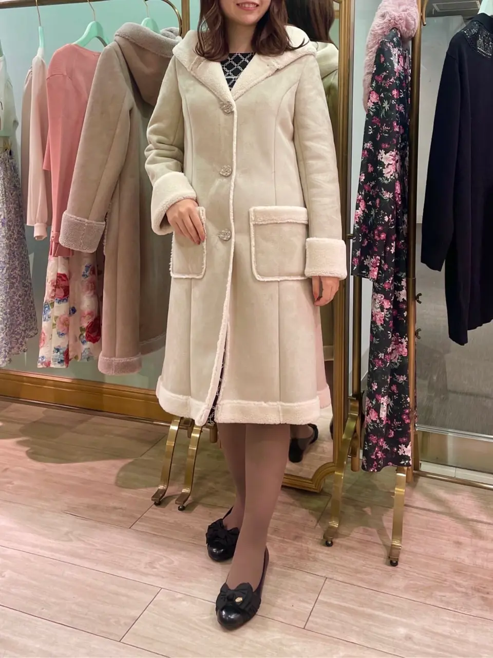 TOCCA スタッフT コーディネート画像