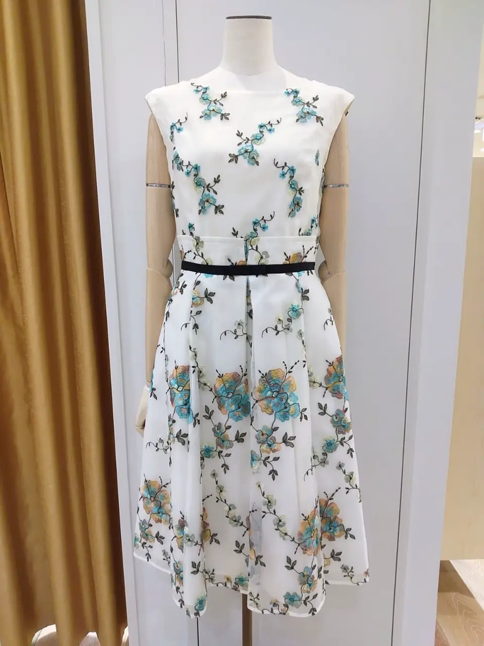 TOCCA スタッフf コーディネート画像