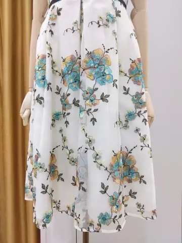 TOCCA スタッフf コーディネート画像