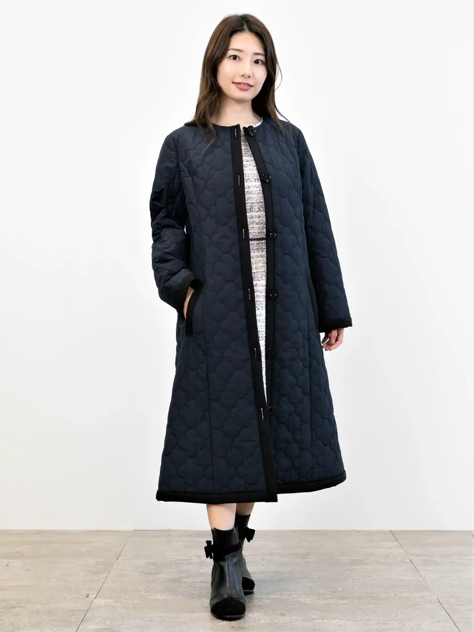  スタッフ akari コーディネート画像