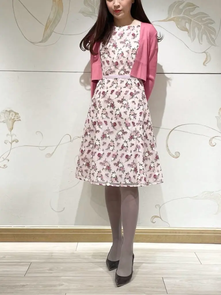  スタッフY コーディネート画像