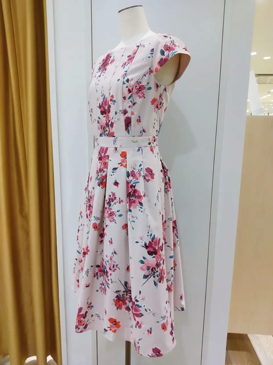 TOCCA スタッフf コーディネート画像