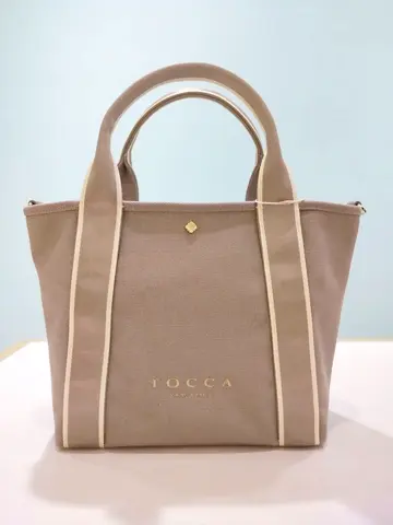 TOCCA スタッフf コーディネート画像