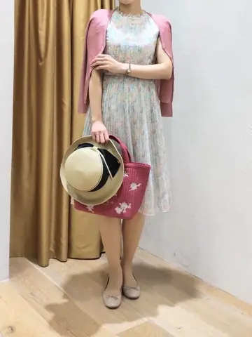 TOCCA スタッフf コーディネート画像