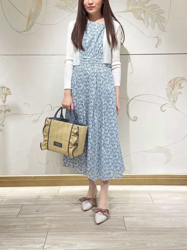  スタッフY コーディネート画像