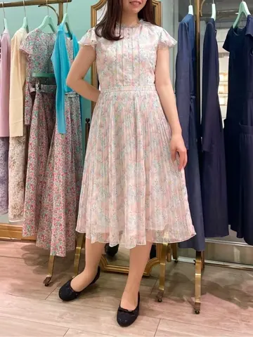 TOCCA スタッフT コーディネート画像