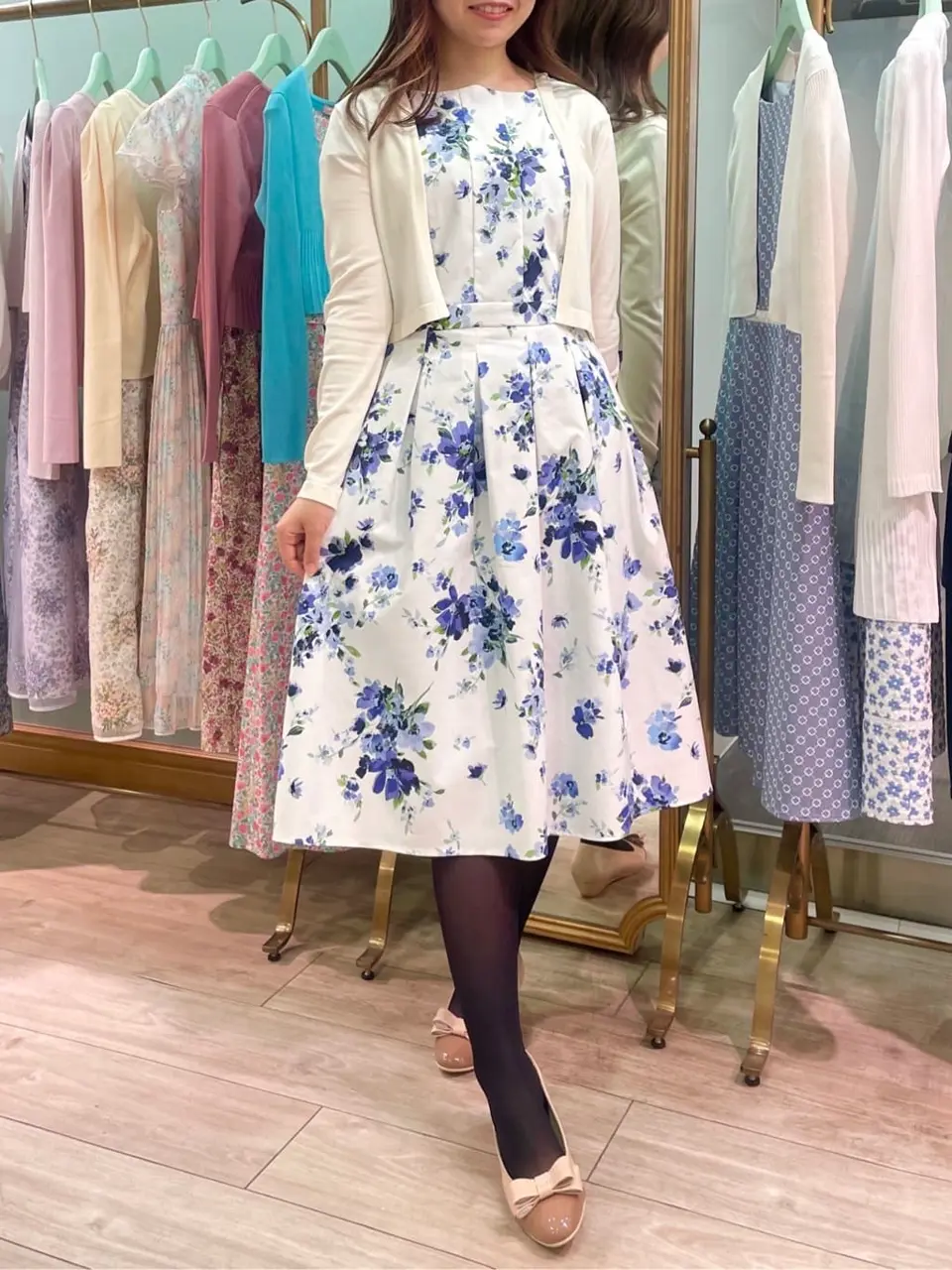 TOCCA スタッフT コーディネート画像