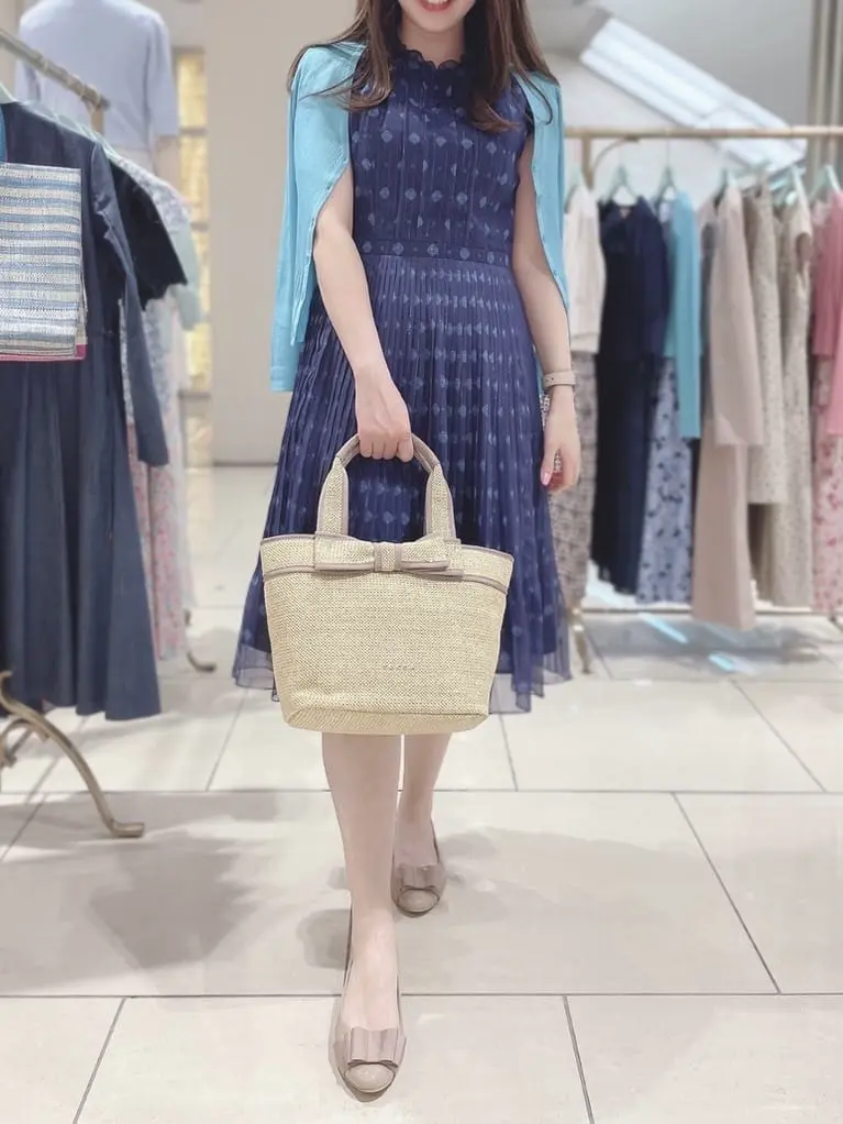  Y.N コーディネート画像