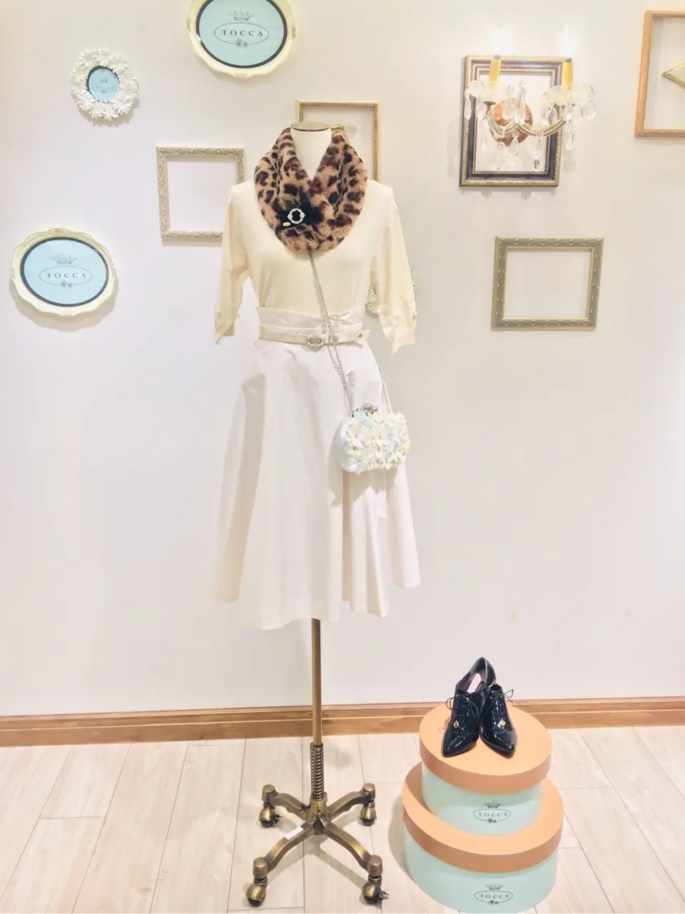  スタッフ ｍ コーディネート画像