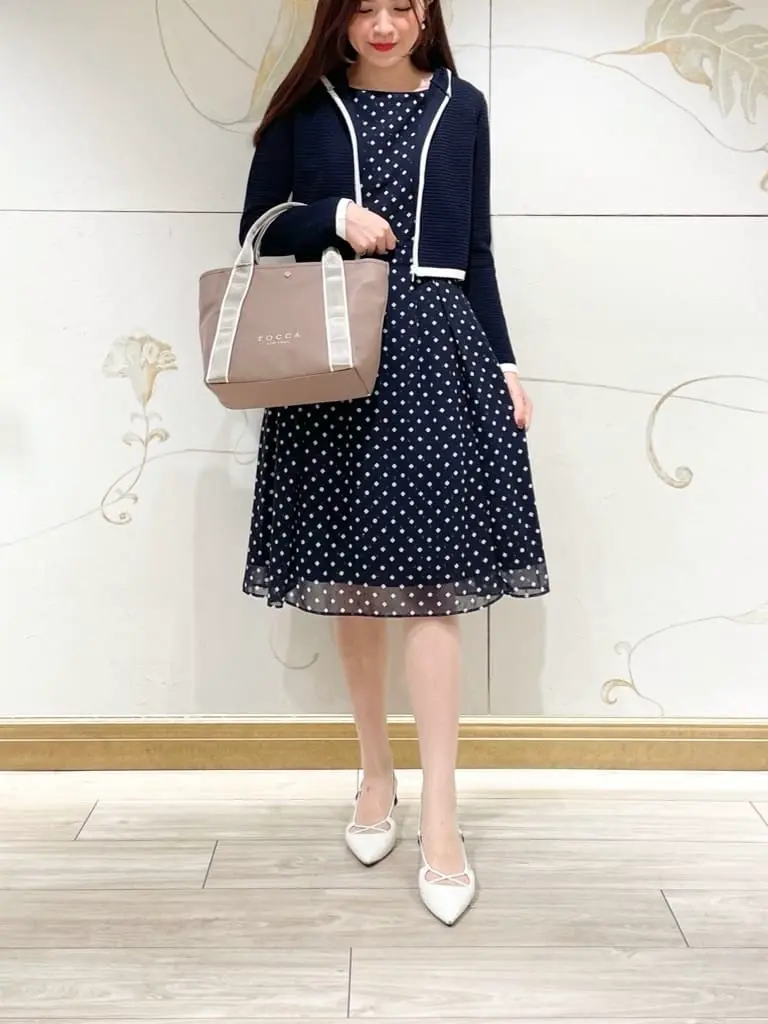  スタッフY コーディネート画像