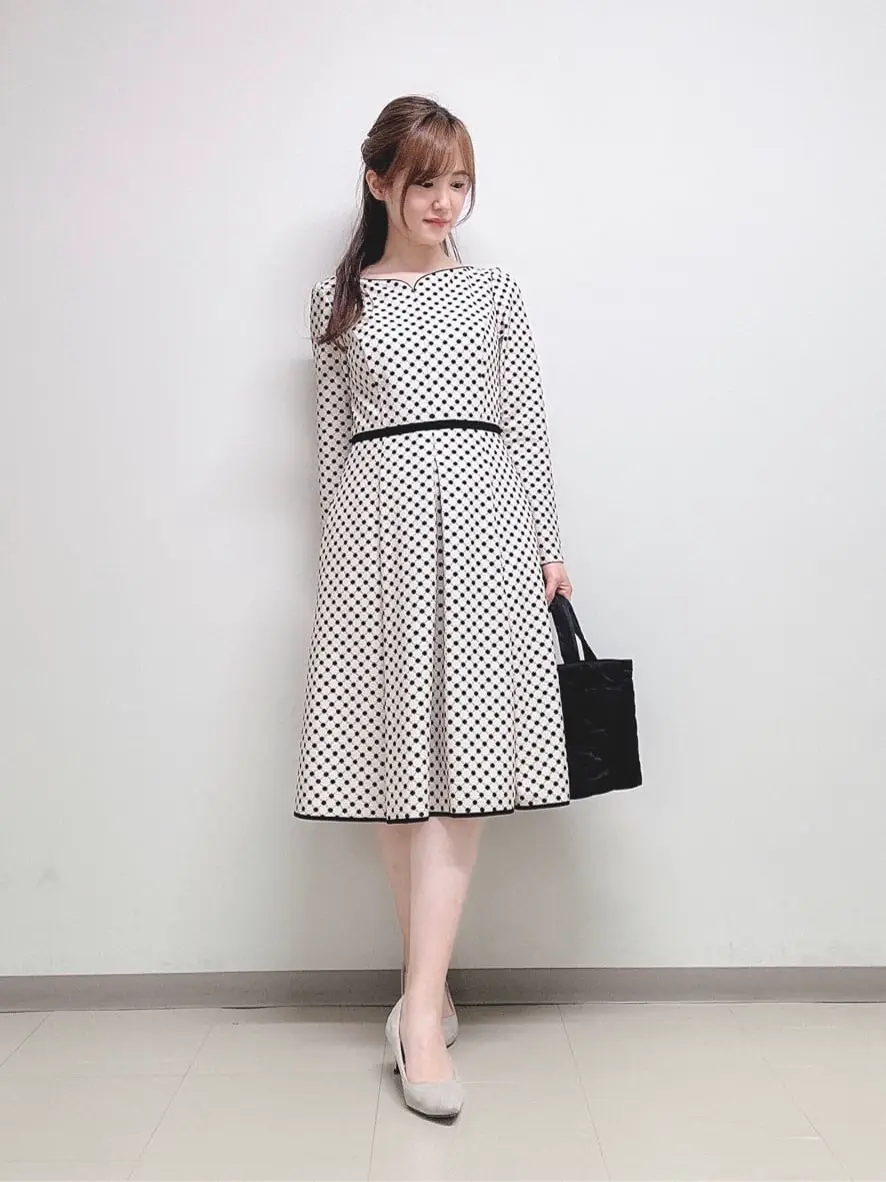  Y.N コーディネート画像