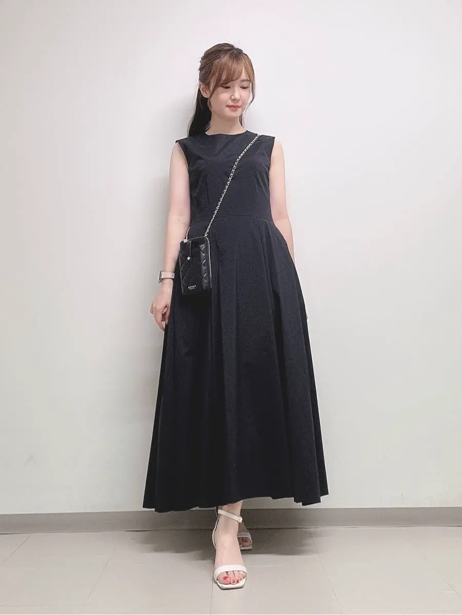  Y.N コーディネート画像