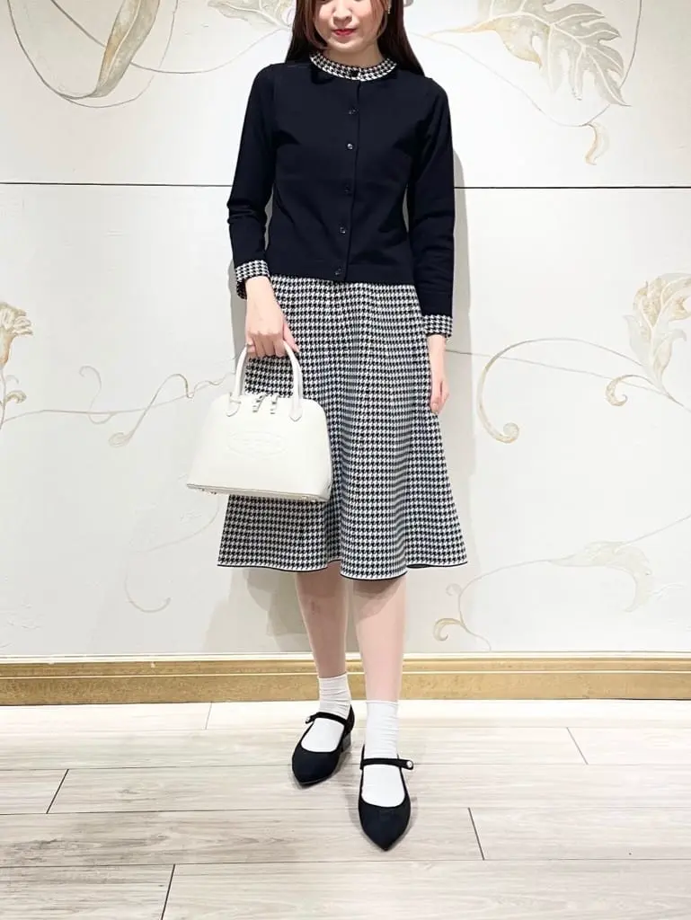  スタッフY コーディネート画像