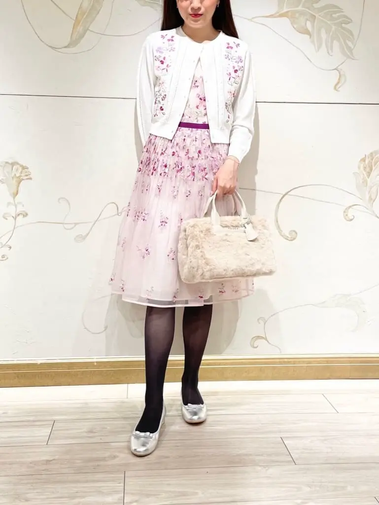  スタッフY コーディネート画像