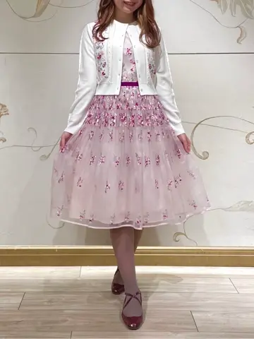 TOCCA スタッフT コーディネート画像