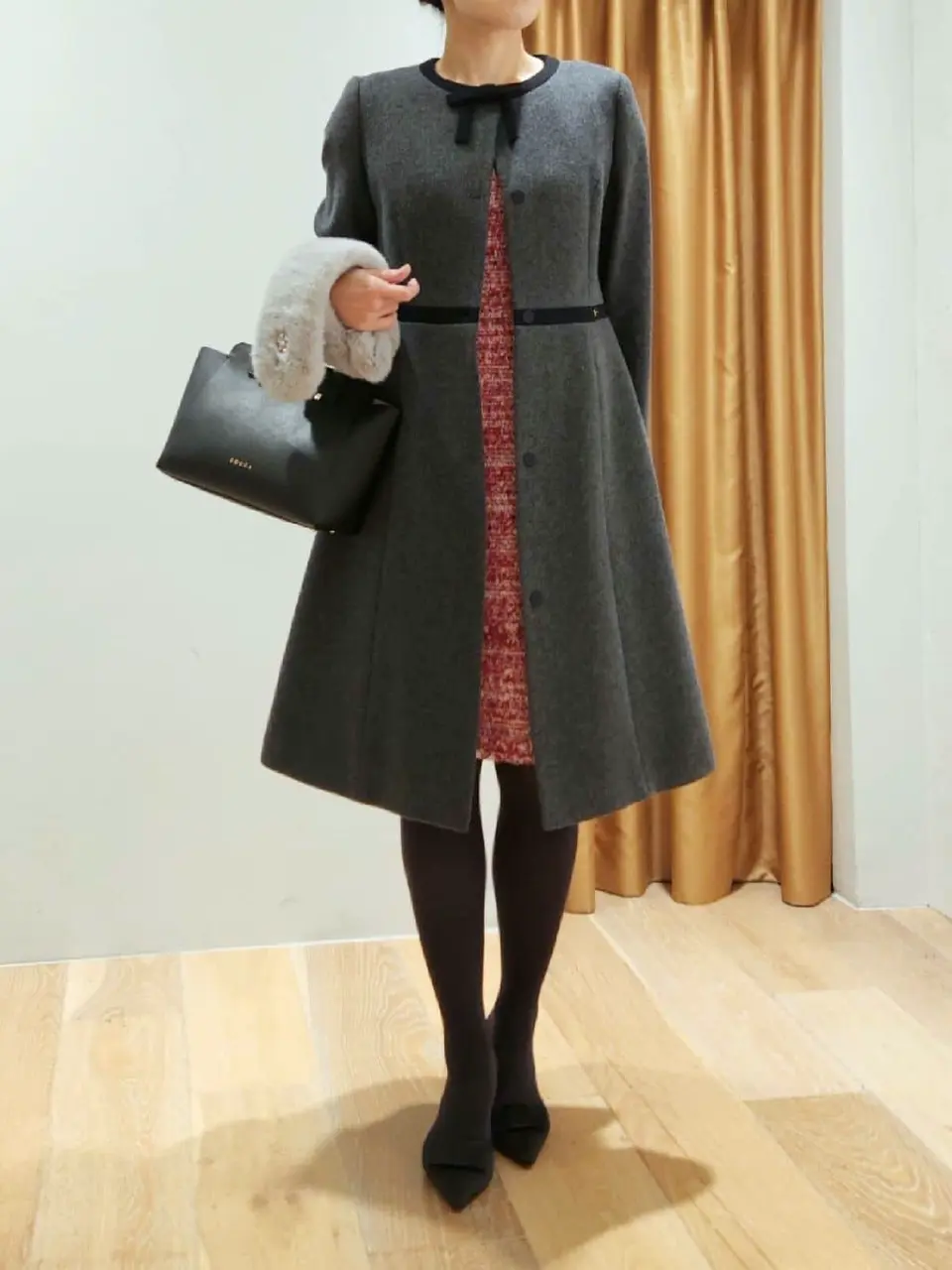  スタッフf コーディネート画像